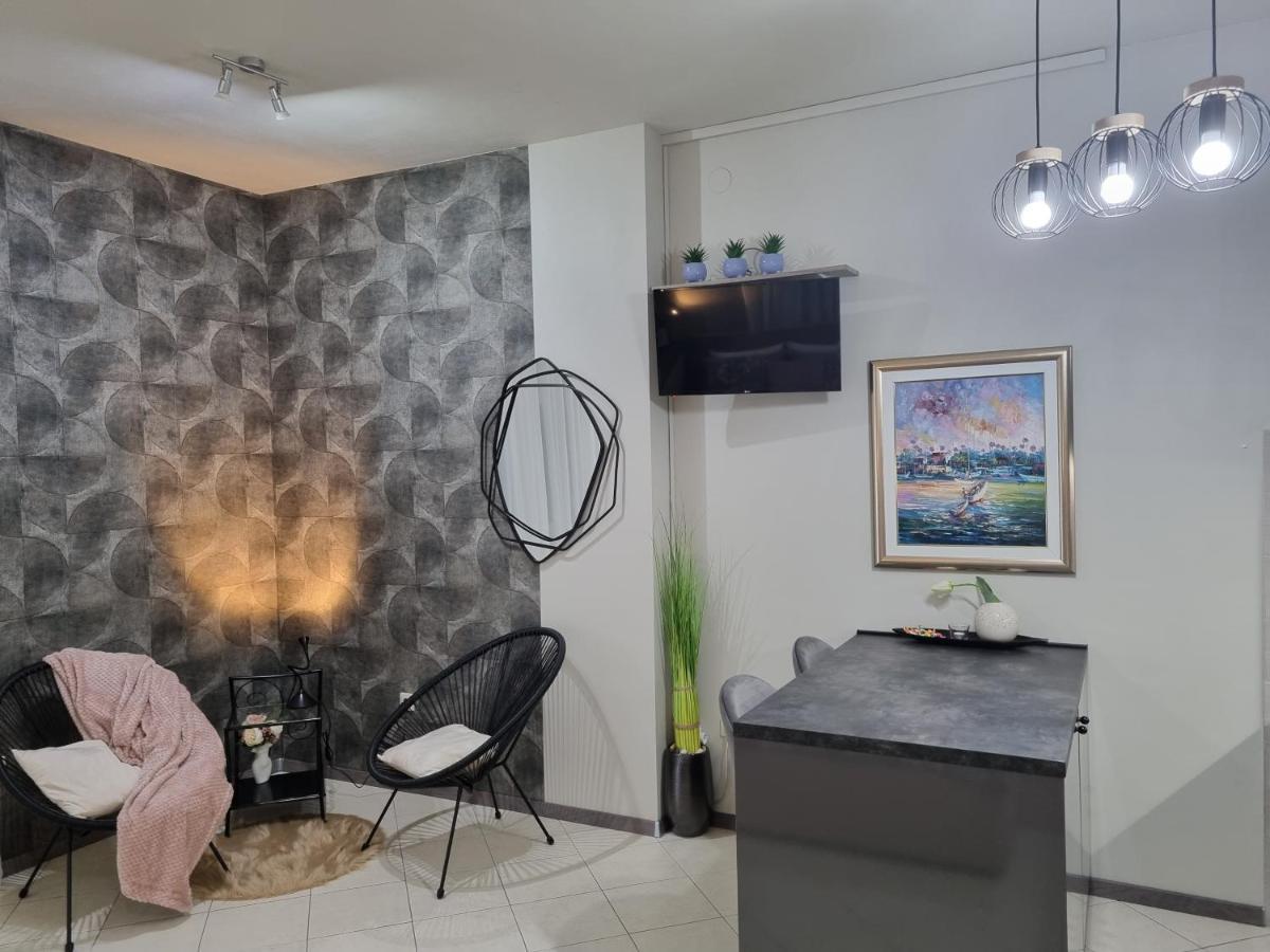 Apartmán Onlystudio With Free Parking