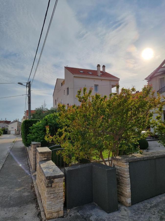Onlystudio With Free Parking Apartmán